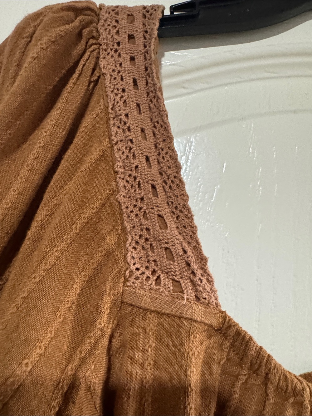 American Eagle Outfitters Brown Eyelet Lace-Up Peasant Top - Picture 5 of 8